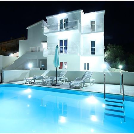 Apartments Huljev Primošten Esterno foto