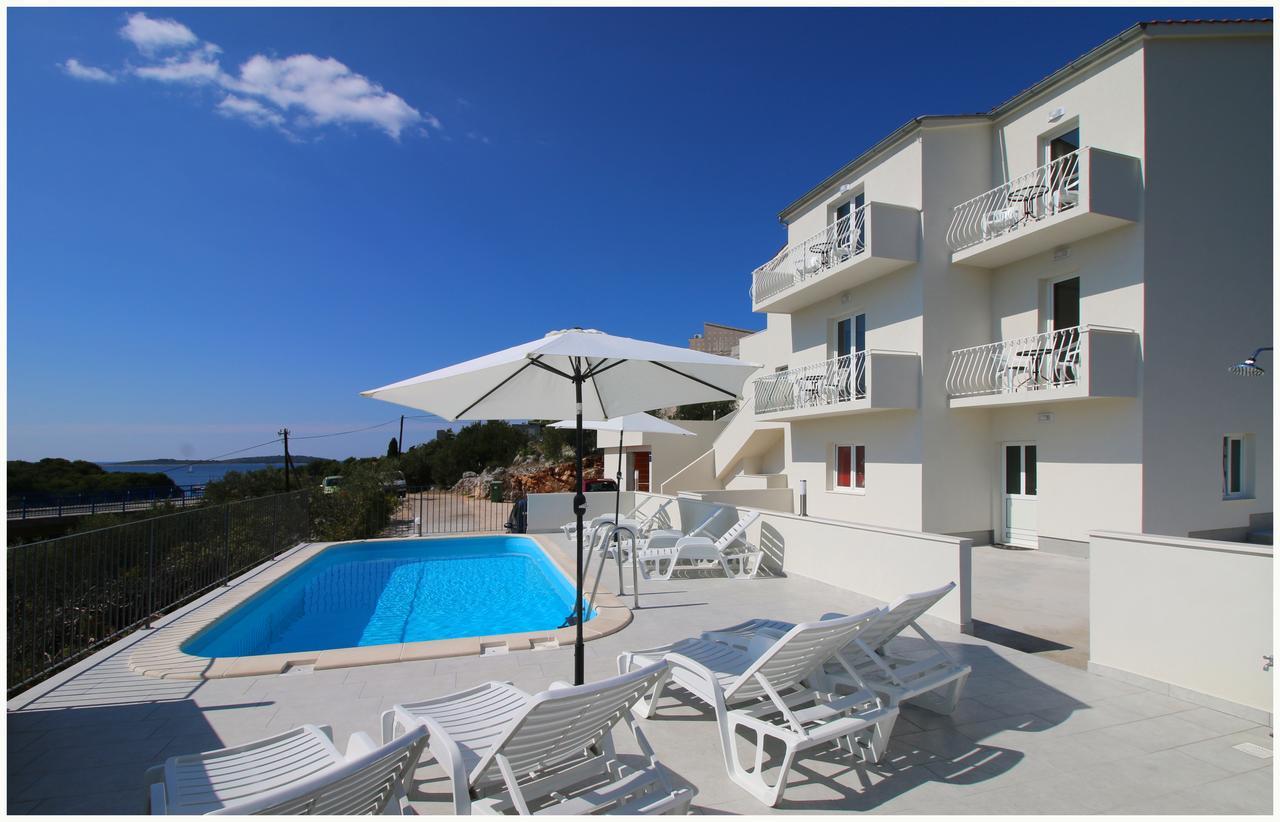 Apartments Huljev Primošten Esterno foto