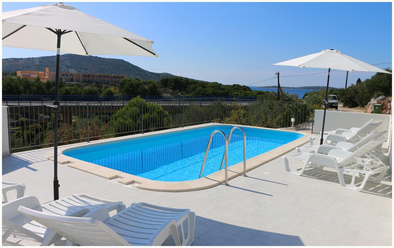 Apartments Huljev Primošten Esterno foto