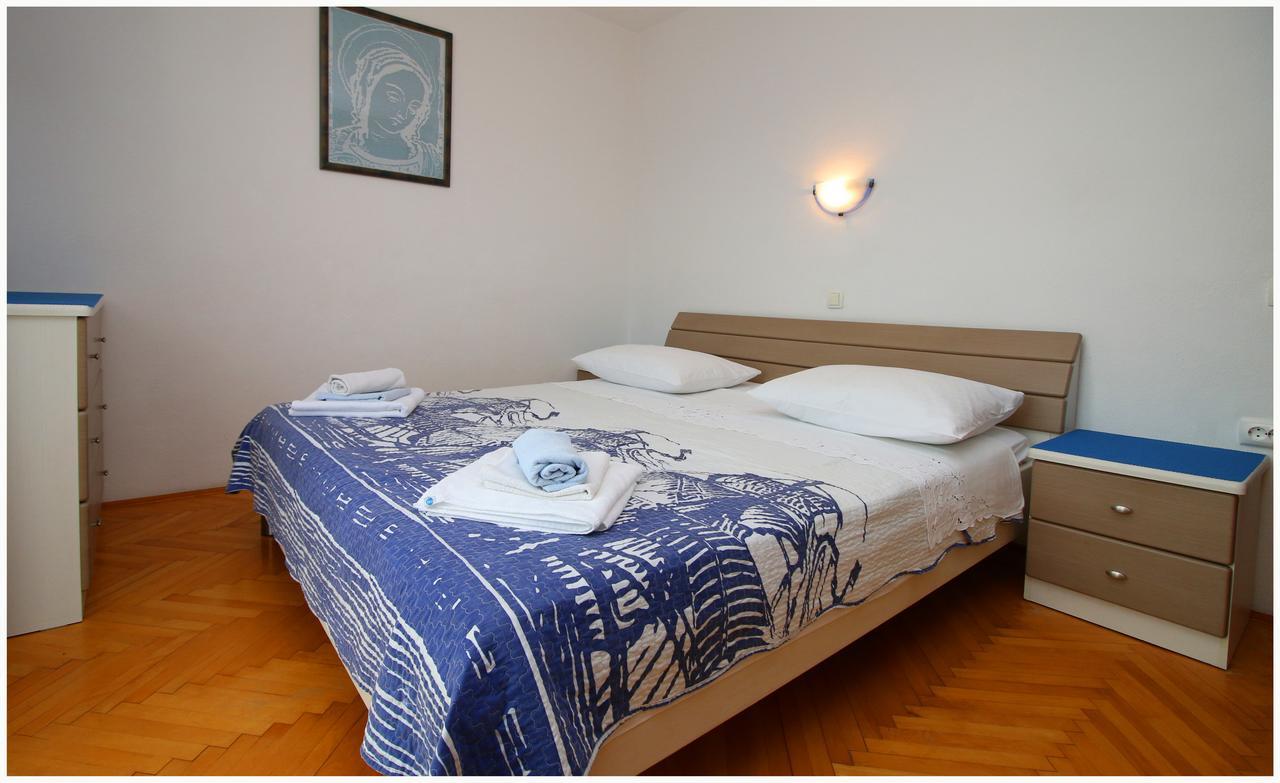 Apartments Huljev Primošten Esterno foto